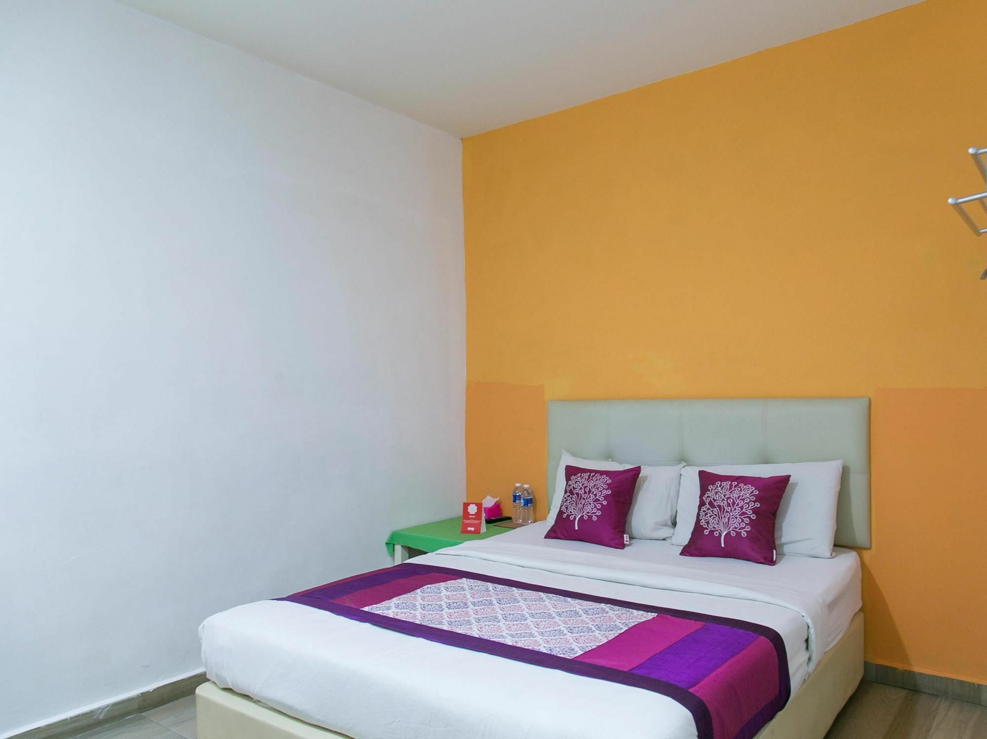 City Kuchai Hotel -Kuchai Lama,Куала-Лумпур Экстерьер фото